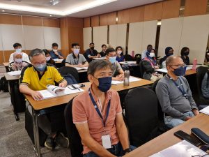 photo_6062242349012070797_y