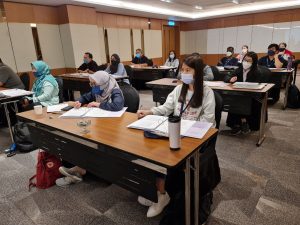 photo_6066768759210750362_y